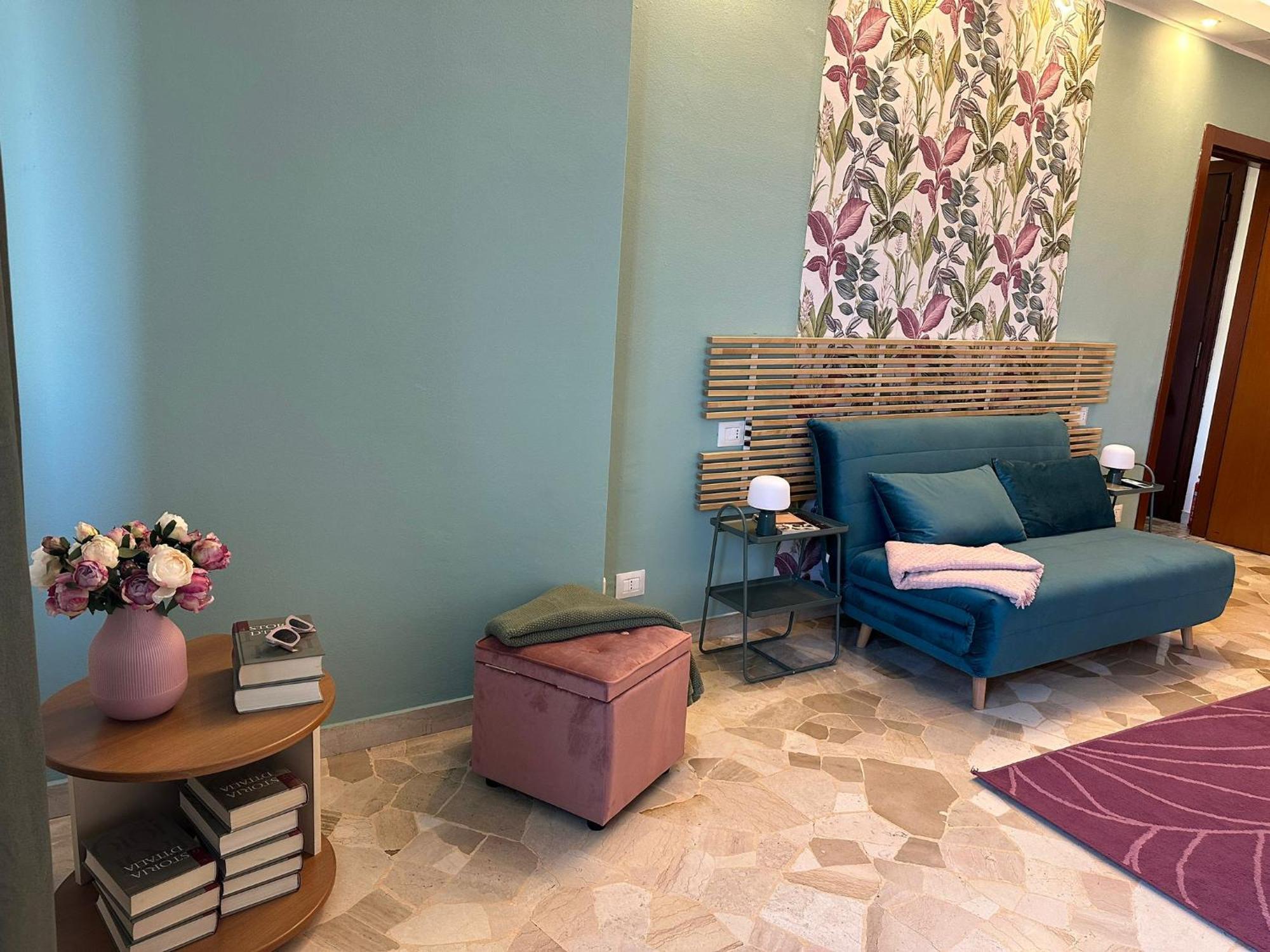 Mycosmostudio Pero Luaran gambar